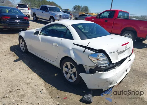2006 Mercedes-Benz Slk 280 z USA, uszkodzony, nr VIN WDBWK54F66F129347